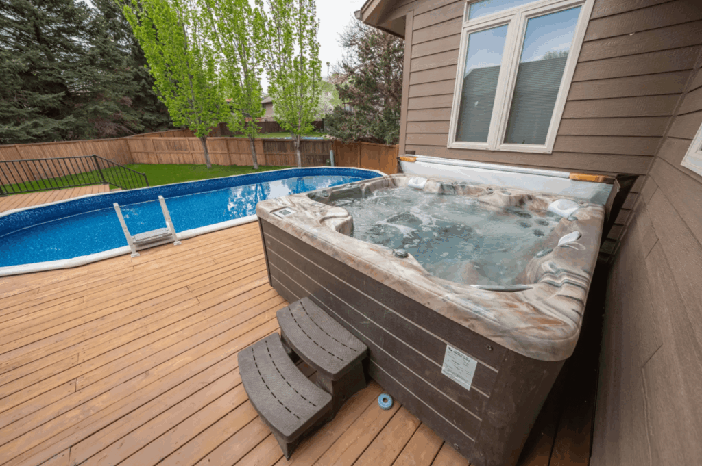 Hot tub at Clubhouse on Devon